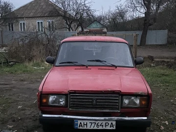 Авто ВАЗ 2107 1987 № 8269355