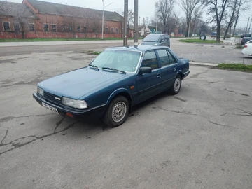 Авто Mazda 626 1989 № 8269371