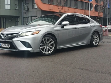 Авто Toyota Camry 2018 № 8269395