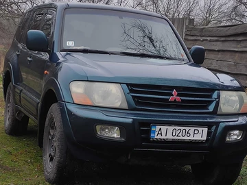 Авто Mitsubishi Pajero 2002 № 8269400