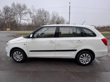 Авто Skoda Fabia 2013 № 8269471
