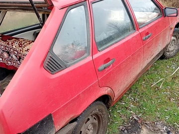 Авто ВАЗ 2109 1995 № 8269480