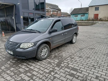 Авто Chrysler Voyager 2005 № 8269527