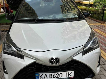 Авто Toyota Yaris 2019 № 8269536