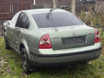 Авто Volkswagen Passat Sedan 2002 № 8269637
