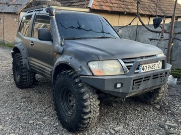 Авто Mitsubishi Pajero 2000 № 8269790