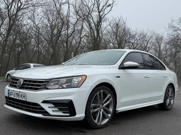 Авто Volkswagen Passat Sedan 2017 № 8269803