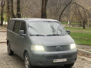Авто Volkswagen Transporter 2006 № 8269913