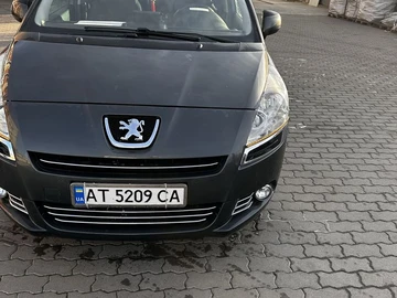 Авто Peugeot 5008 2013 № 8269994