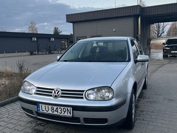 Авто Volkswagen Golf 2001 № 8269997