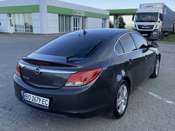 Авто Opel Insignia 2010 № 8270025