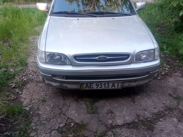 Авто Ford Escort 1992 № 8270110