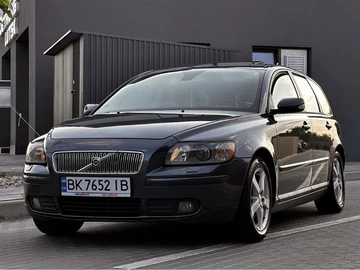 Авто Volvo V50 2005 № 8270123