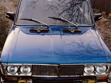 Авто ВАЗ 2103 1975 № 8270124
