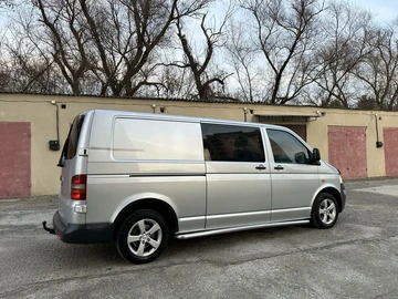 Авто Volkswagen Transporter 2005 № 8270193