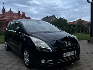 Авто Peugeot 5008 2010 № 8270296