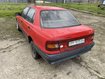 Авто Hyundai Lantra 1992 № 8270370