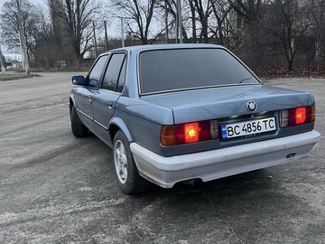 Авто BMW 3 Серия 1986 № 8270410