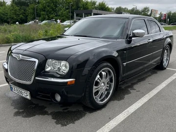 Авто Chrysler 300C 2006 № 8270474