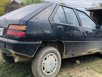 Авто Mitsubishi Lancer 1989 № 8270478