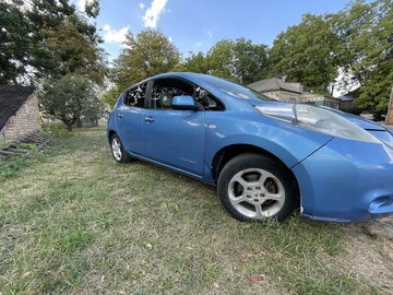 Авто Nissan Leaf 2011 № 8270531