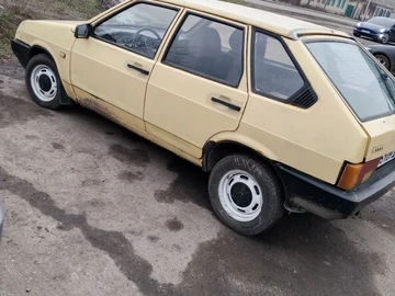 Авто ВАЗ 2109 1994 № 8270802
