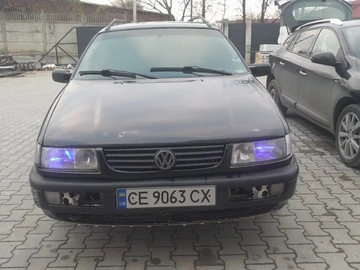 Авто Volkswagen Passat Variant 1996 № 8270883