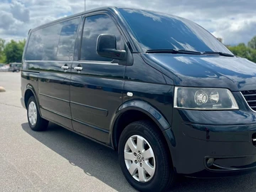 Авто Volkswagen Multivan 2005 № 8270961