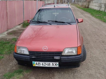Авто Opel Kadett 1988 № 8271012