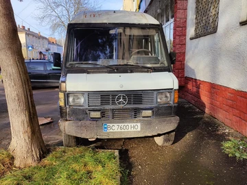 Авто Mercedes Mb 1996 № 8271143