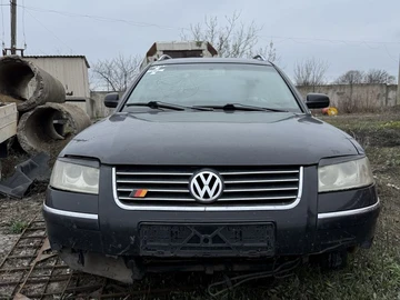 Авто Volkswagen Passat Variant 2002 № 8271144