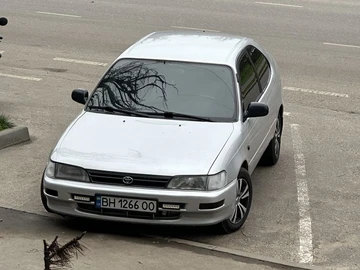 Авто Toyota Corolla 1996 № 8271388