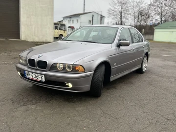 Авто BMW 5 Серия 2002 № 8271673