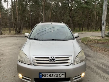Авто Toyota Avensis Verso 2004 № 8271753