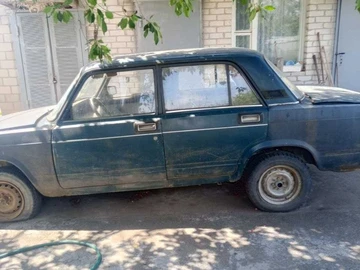 Авто ВАЗ 2107 1991 № 8271764