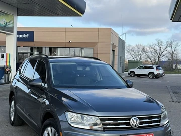 Авто Volkswagen Tiguan 2017 № 8271790