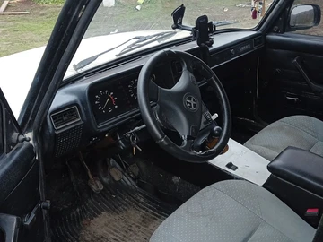 Авто ВАЗ 2107 1994 № 8271785