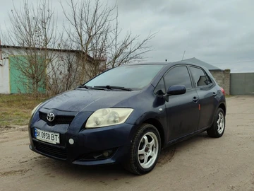 Авто Toyota Auris 2008 № 8271816