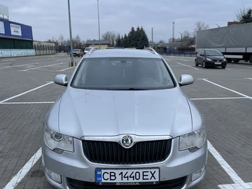 Авто Skoda Superb 2011 № 8271940