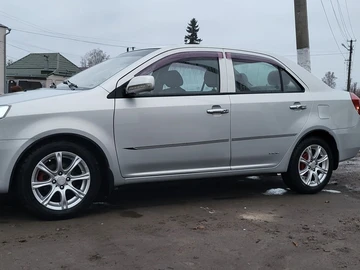 Авто Geely Mk 2008 № 8272008