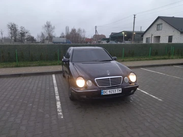 Авто Mercedes 320 2000 № 8272130