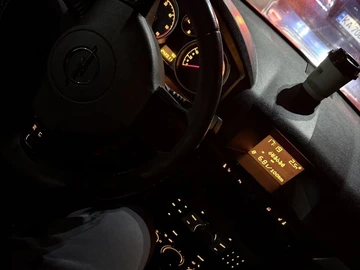 Авто Opel Astra 2010 № 8272141