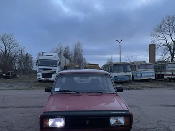 Авто ВАЗ 2105 1981 № 8272176