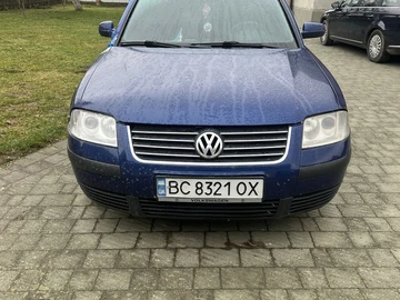 Авто Volkswagen Passat Variant 2001 № 8272513