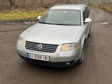 Авто Volkswagen Passat Variant 2004 № 8272548