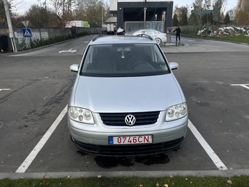 Авто Volkswagen Touran 2004 № 8272739