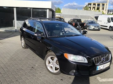 Авто Volvo V70 2009 № 8272768