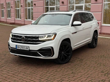 Авто Volkswagen Touareg 2022 № 8272815