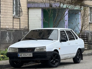 Авто ВАЗ 21099 1999 № 8273092