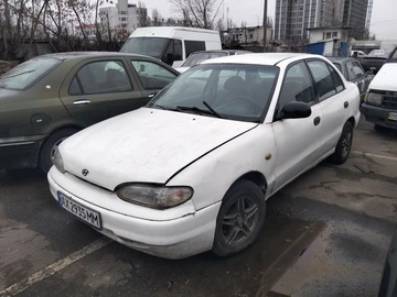 Авто Hyundai Accent 1996 № 8273404